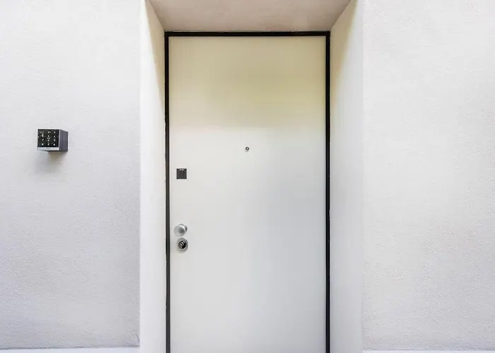 Escape - In The Heart Of Motorvalley Lägenhet Modena